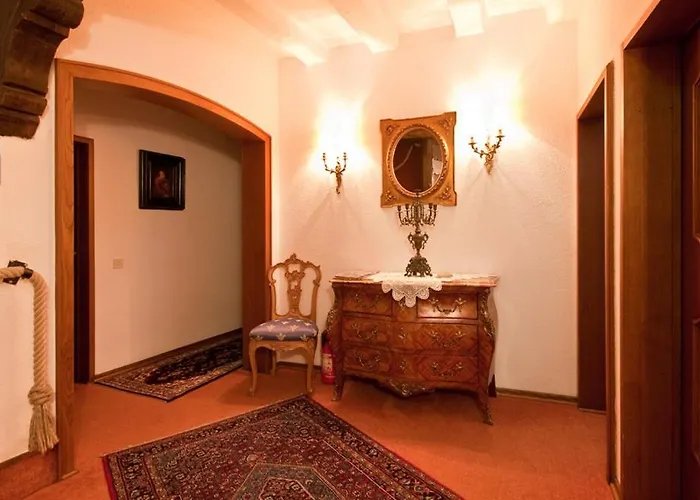 Burghotel Πανσιόν 3*