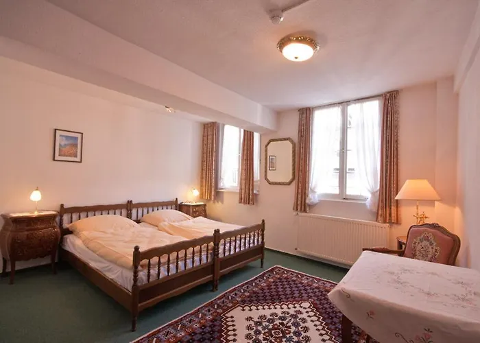 Burghotel Πανσιόν Μονσάου